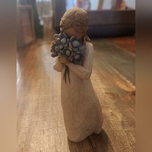 Willow Tree Angel of Forget me Not